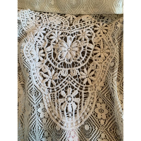 2 Tops - Picture 4 of 6